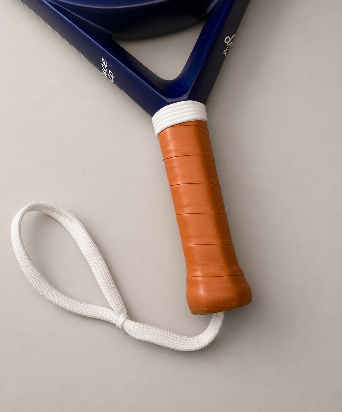 Prima Midnight racket, grip